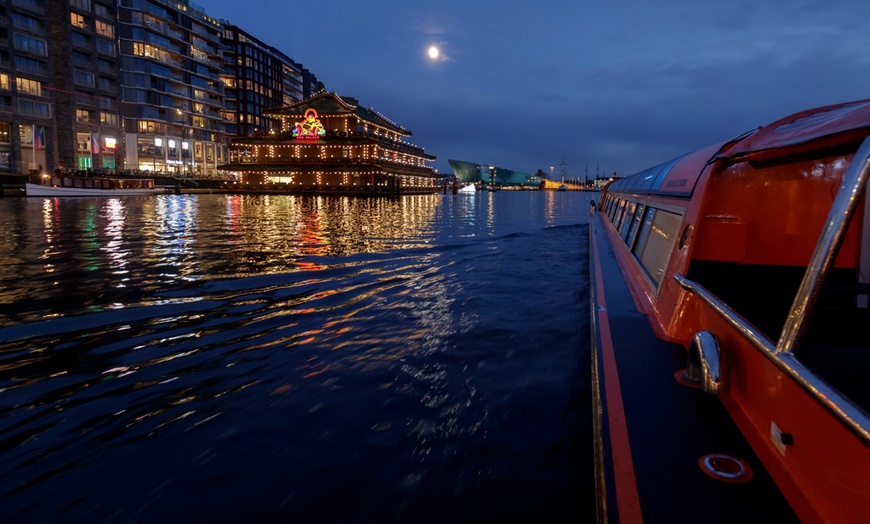 Image 8: Nächtliche Grachten-Rundfahrt in Amsterdam für 1 Erwachsenen / 1 Kind