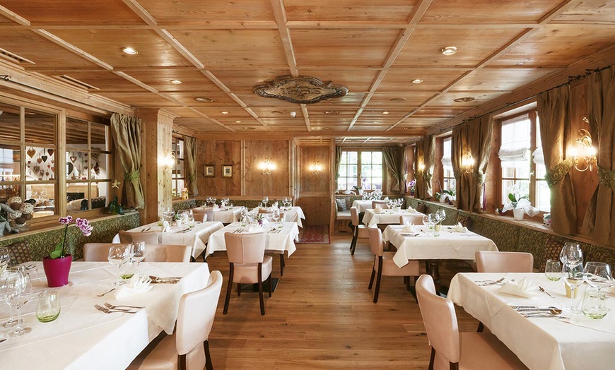 Image 13: Seefeld in Tirol: 1-5 Nächte inkl. Frühstück, Prosecco und Spa