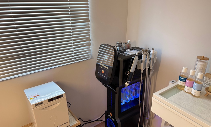 Image 3: Hydrafacial Glow & Lashlifting bij Beauty Clinic by Nouha