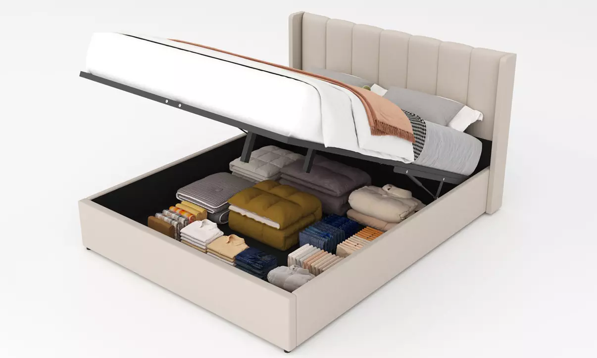 Lit design "Carson" de Kocoon avec coffre de rangement en velours