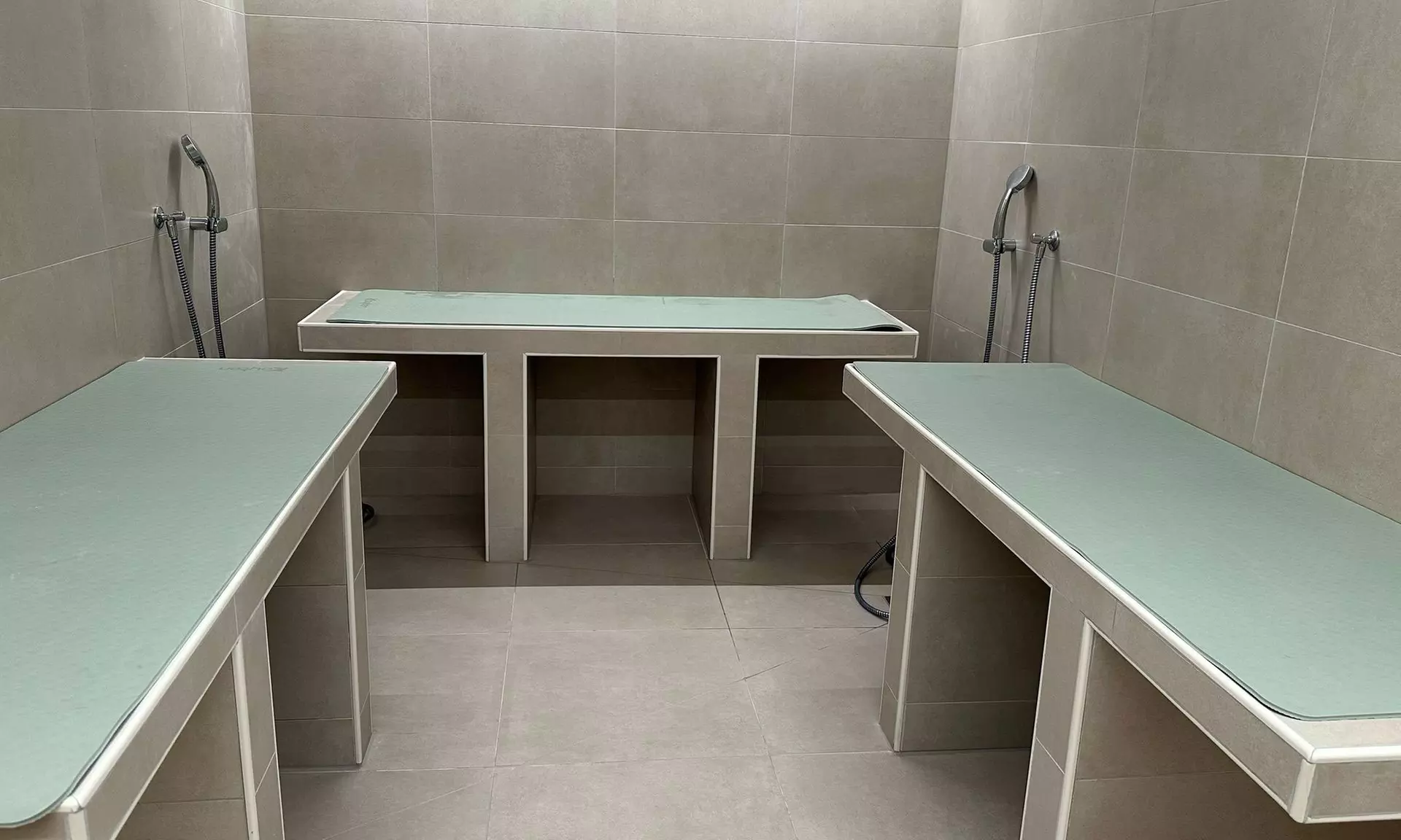 Pause précieuse : massage, option spa, hammam, gommage ou enveloppement - 50 à 150 min. (jusqu'à 38% de remise)