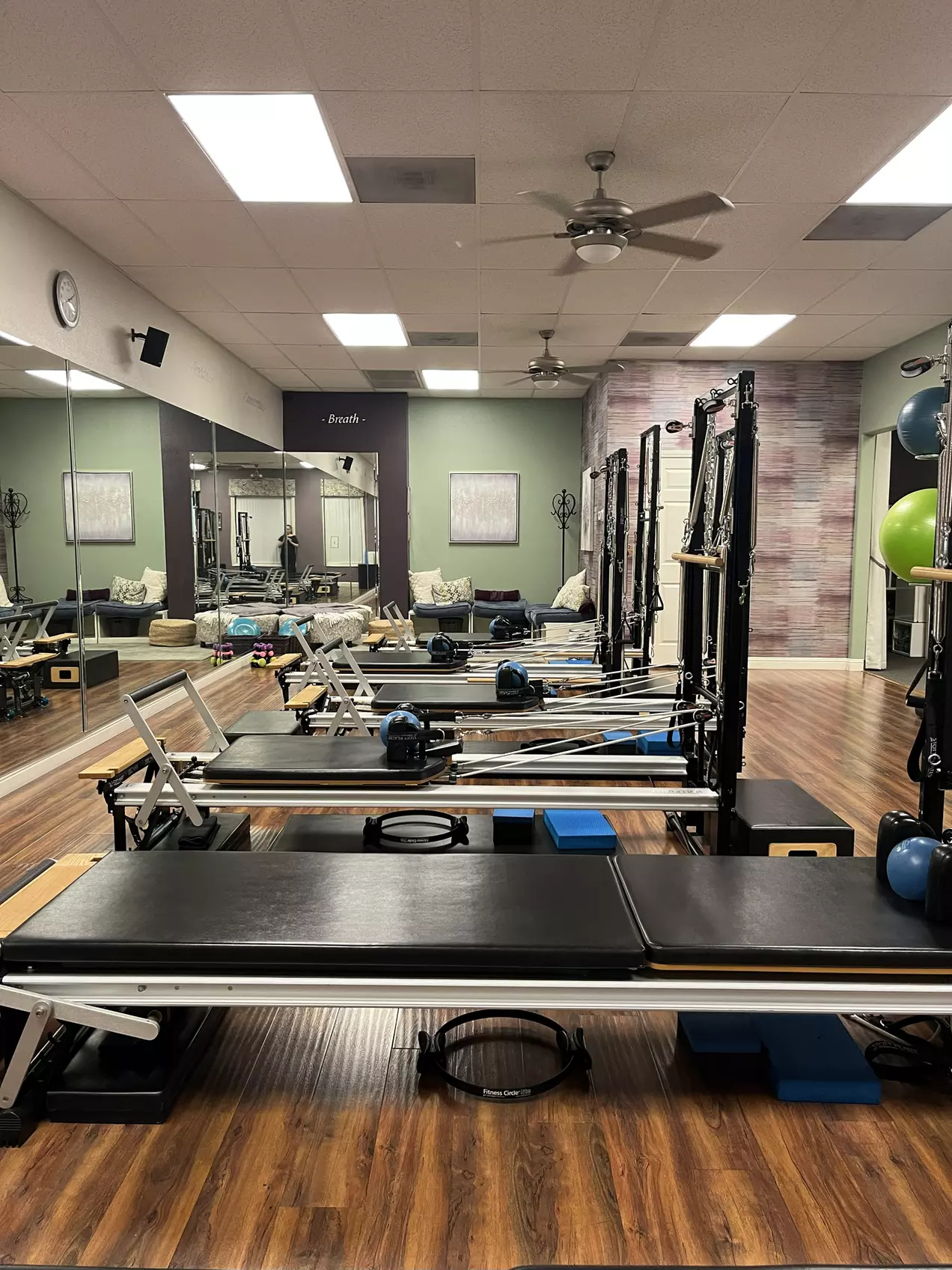 Personalized Pilates Sessions at Pilates Strength Coach
