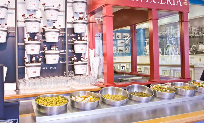 Image 12: Menú mediterráneo para 2 personas con paella mixta a compartir