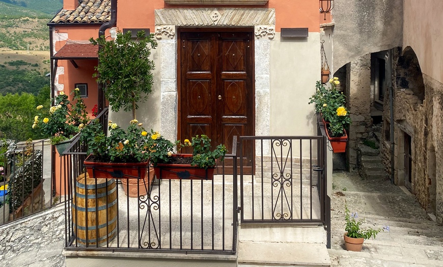 Image 7: Abruzzo: soggiorno con colazione, vinoterapia, massaggio e cena