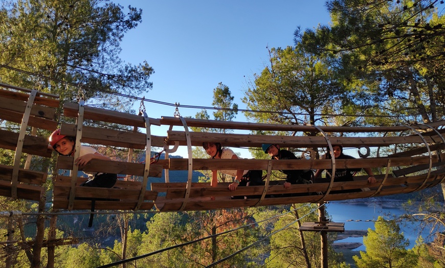 Image 2: Alquiler de Kayak con equipo para hacer la actividad