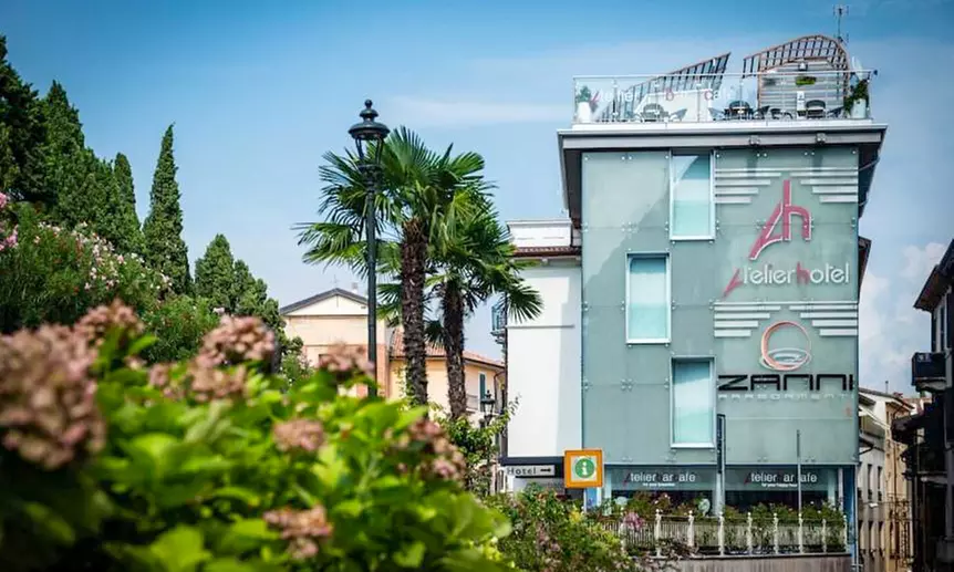 Lago di Garda: Soggiorno per 2 con colazione, cena, Spa e parcheggio