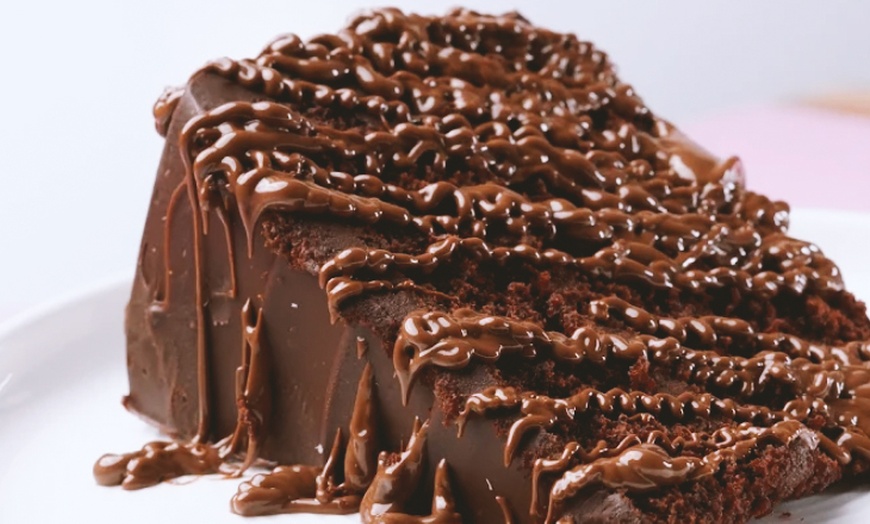 Image 2: $30, $50 Towards Food & Drinks, Ice Cream, Waffle Cones, Cake, & More 