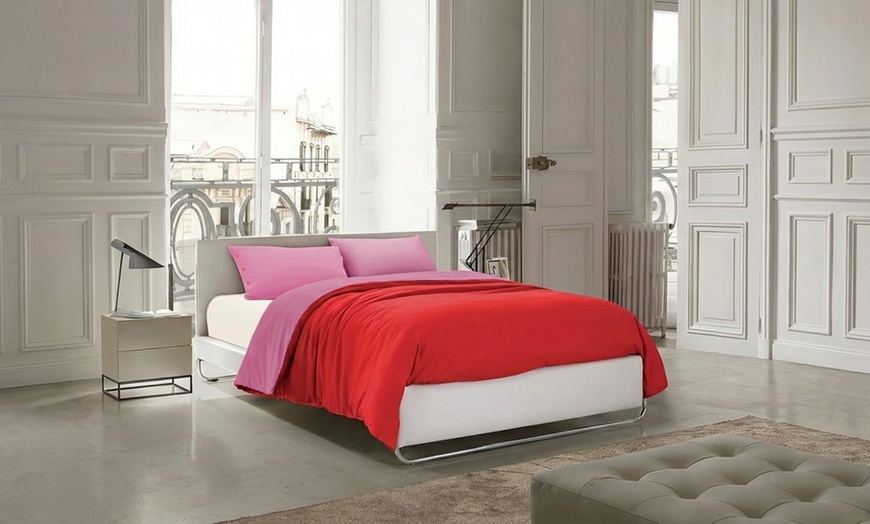 Image 4: Parure copripiumino bicolore in cotone con federe