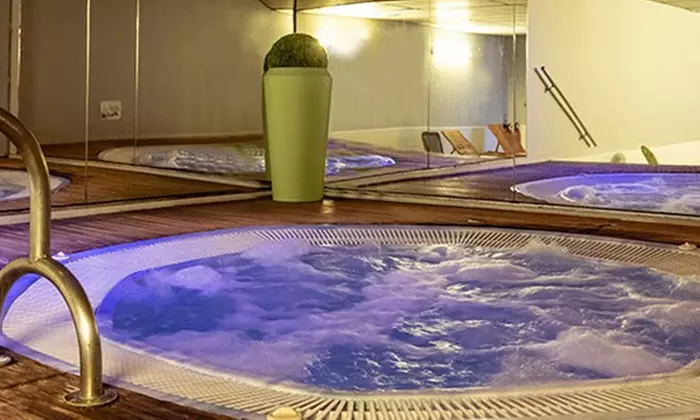 Massage aux huiles du corps avec Dea Massage