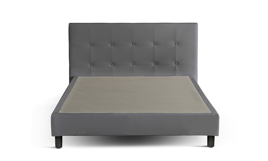 Image 3: Lit fixe "Triomphe" en similicuir, matelas "Cosmos" en option