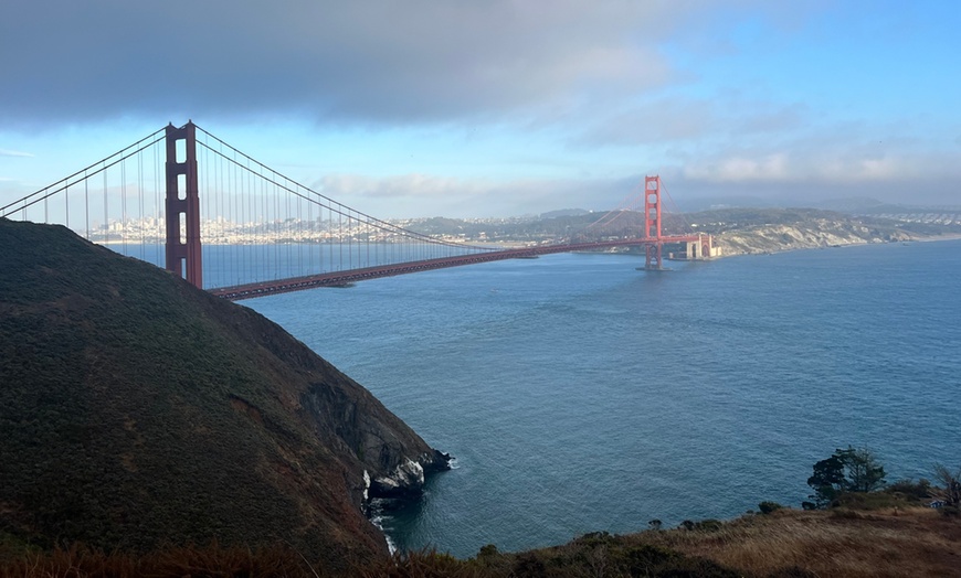 Image 4: Fly Together: Exclusive Flight Deals for 2 or 3 People