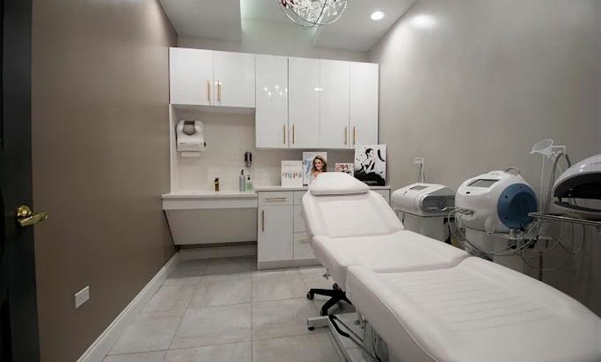 Image 4: Advanced Laser or Plasma Facials for Radiant, Youthful Skin 