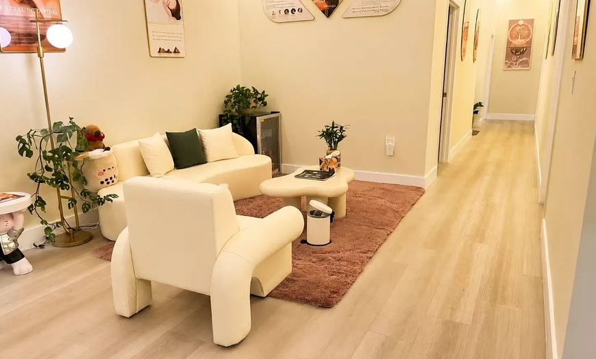 Image 6: Rejuvenating Head Spa & Aromatherapy Experiences at Yi Spa