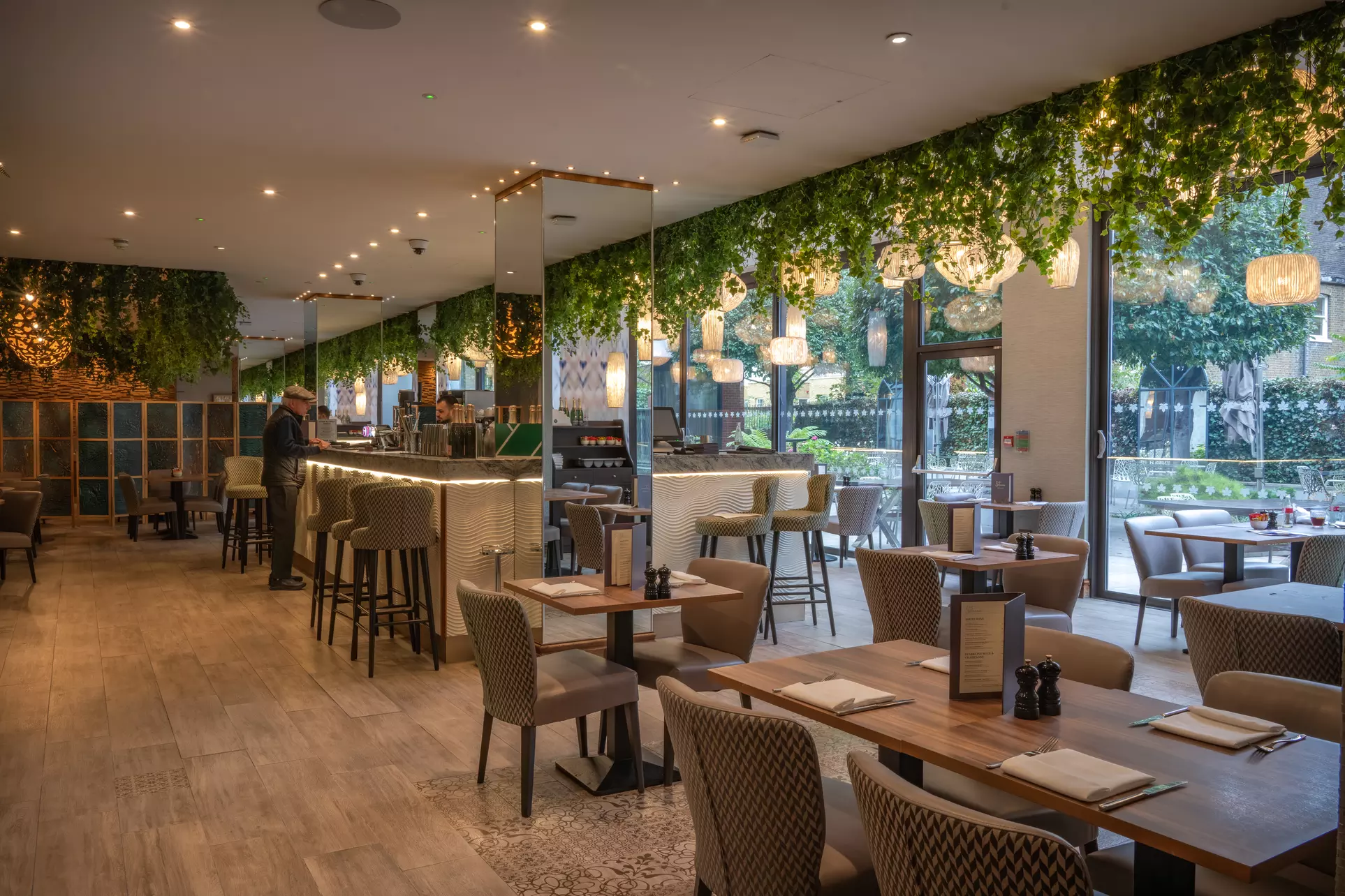 Enjoy Sparkling or Traditional Afternoon Tea for 2 or 4