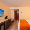 Image 6: ✈ All-Incl. Paradise: 3 or 5 Nights at Flamingo Beach Resort Cancún