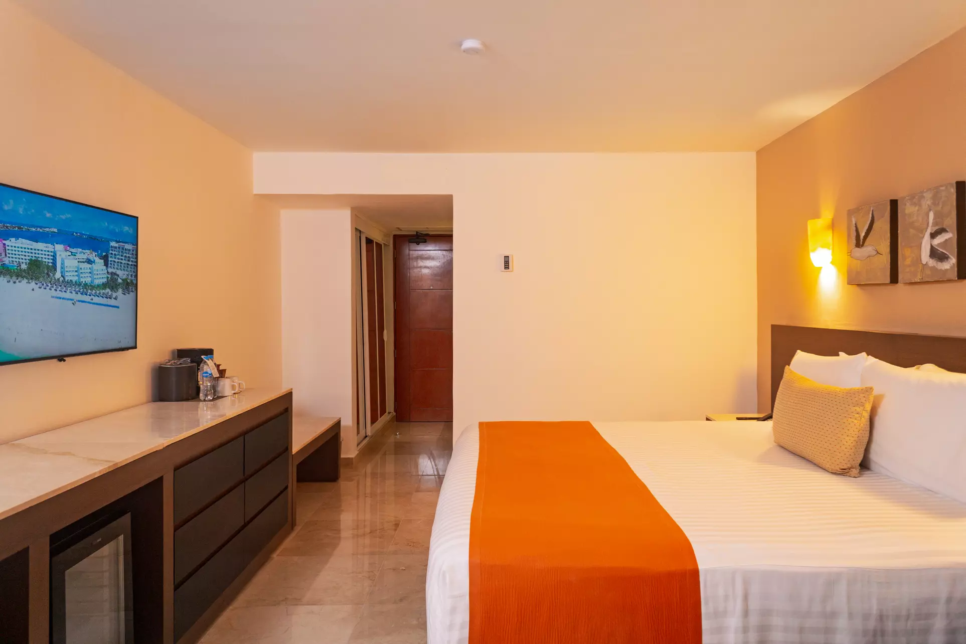 ✈ All-Incl. Paradise: 3 or 5 Nights at Flamingo Beach Resort Cancún