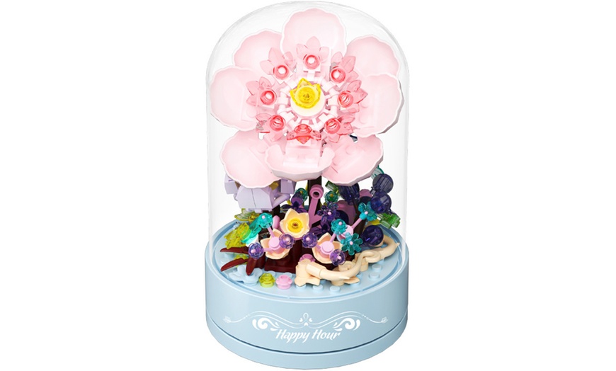 Image 4: 300-Piece Flower Bouquet Building Kit with Music Box