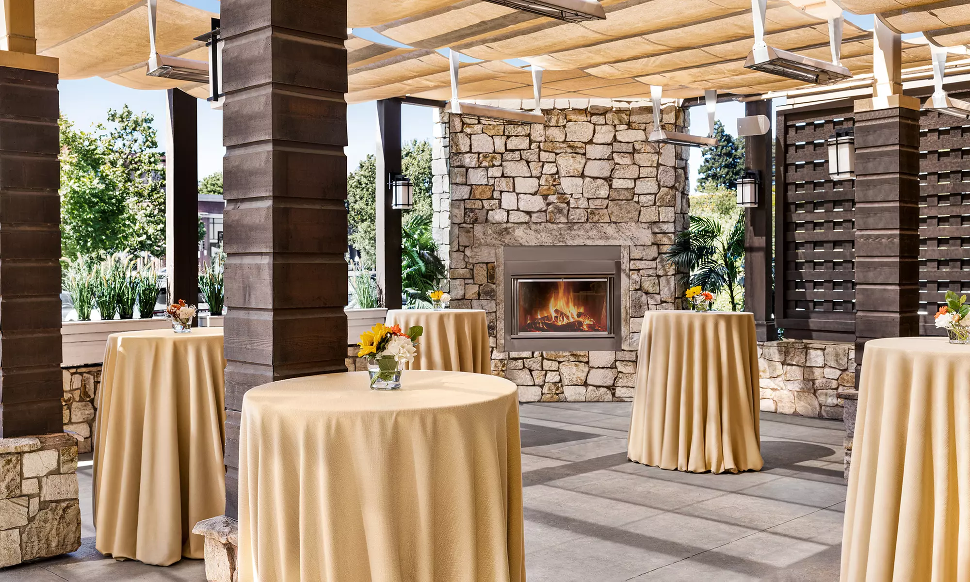 Hotel in California Wine Country with Outdoor Pool & Local Tastings
