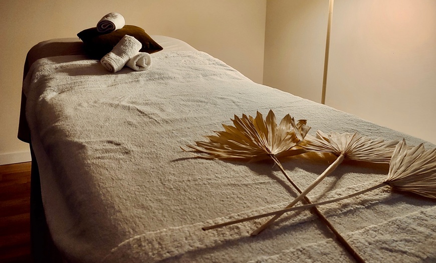 Image 2: Limpieza facial completa, ojos, microdermo y tratamiento facial extra