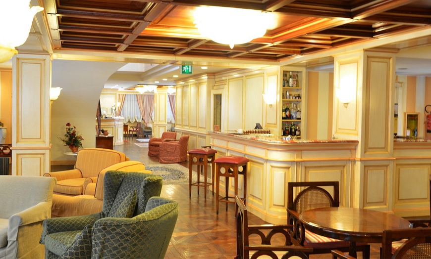 Image 9: Saint-Vincent 4*: soggiorno con ingresso Terme, colazione e massaggio