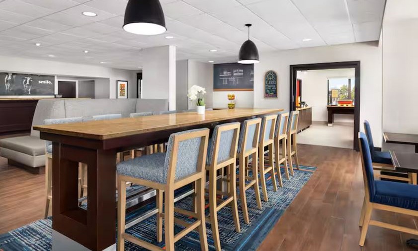 Hampton Inn Memphis-Free Breakfast, a quick walk to Shelby Farms Park