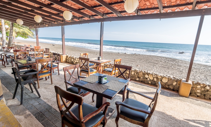 Image 5: ✈6-Night Costa Rica Volcano & Beach Trip w/Air, Car from Travel by Jen