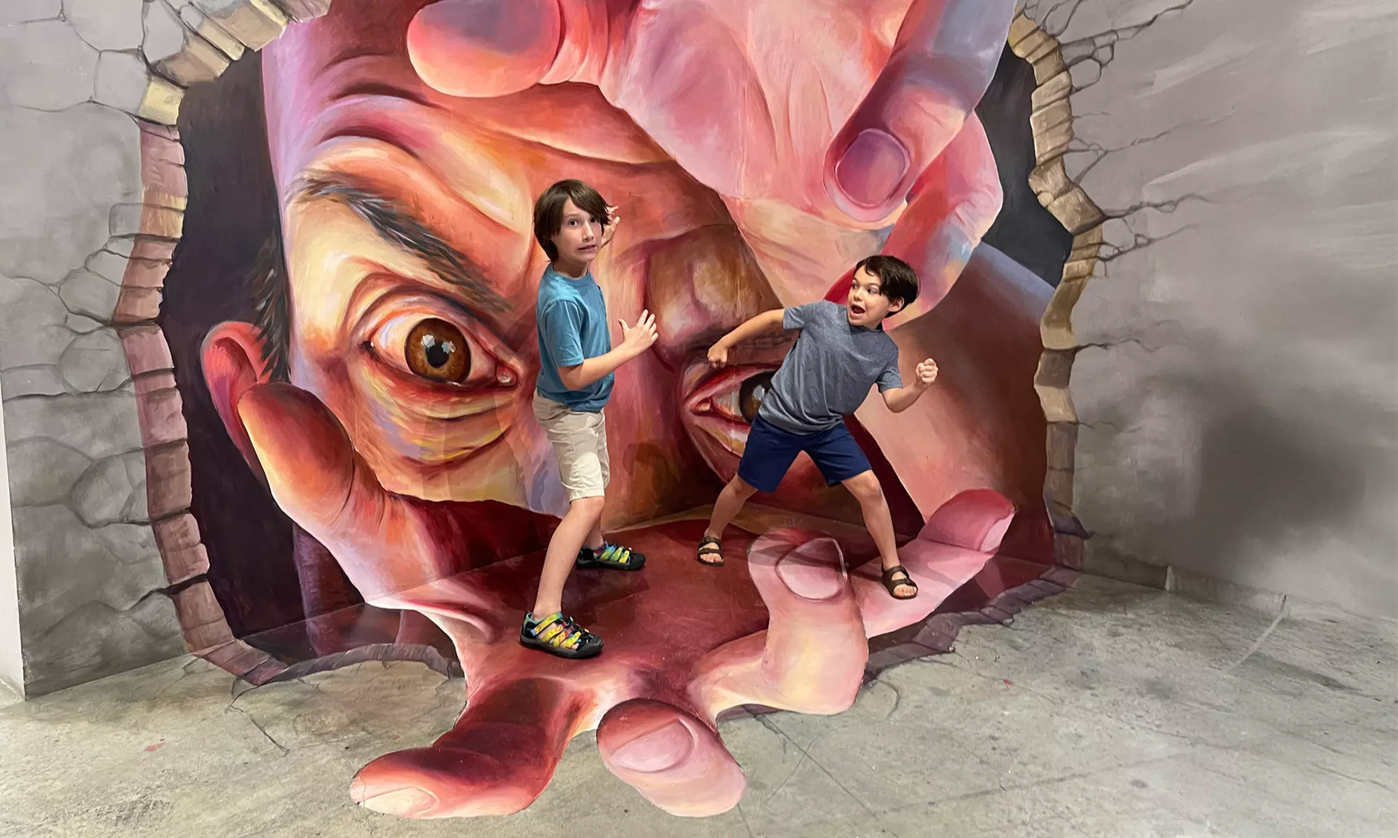 Explore 3D Art, Illusions & Rotating Artist Showcases at Tilt Museum