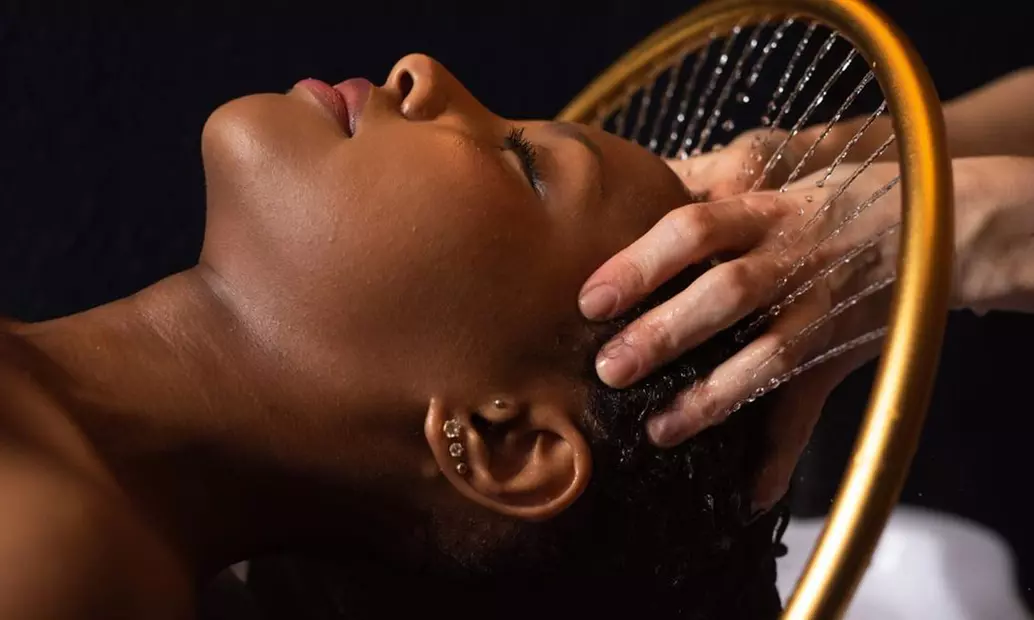 Ritual Head Spa con spa capilar, bebida de cortesía y masaje de manos