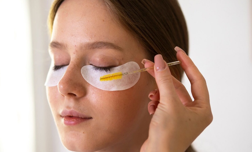 Image 6: Lifting y tinte de pestañas con opción a diseño y laminado de cejas