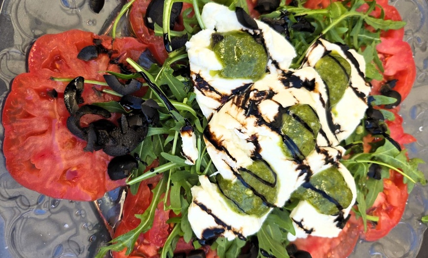 Image 4: Menú de arroz para 2 o 4 con entrantes típicos de Cádiz y bebidas