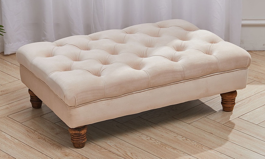 Image 3: Polsterhocker mit Knopfheftung