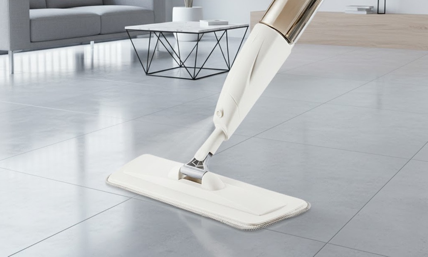 Image 4: The Cleaning Expert Spray Mop Kit with 700ml Tank