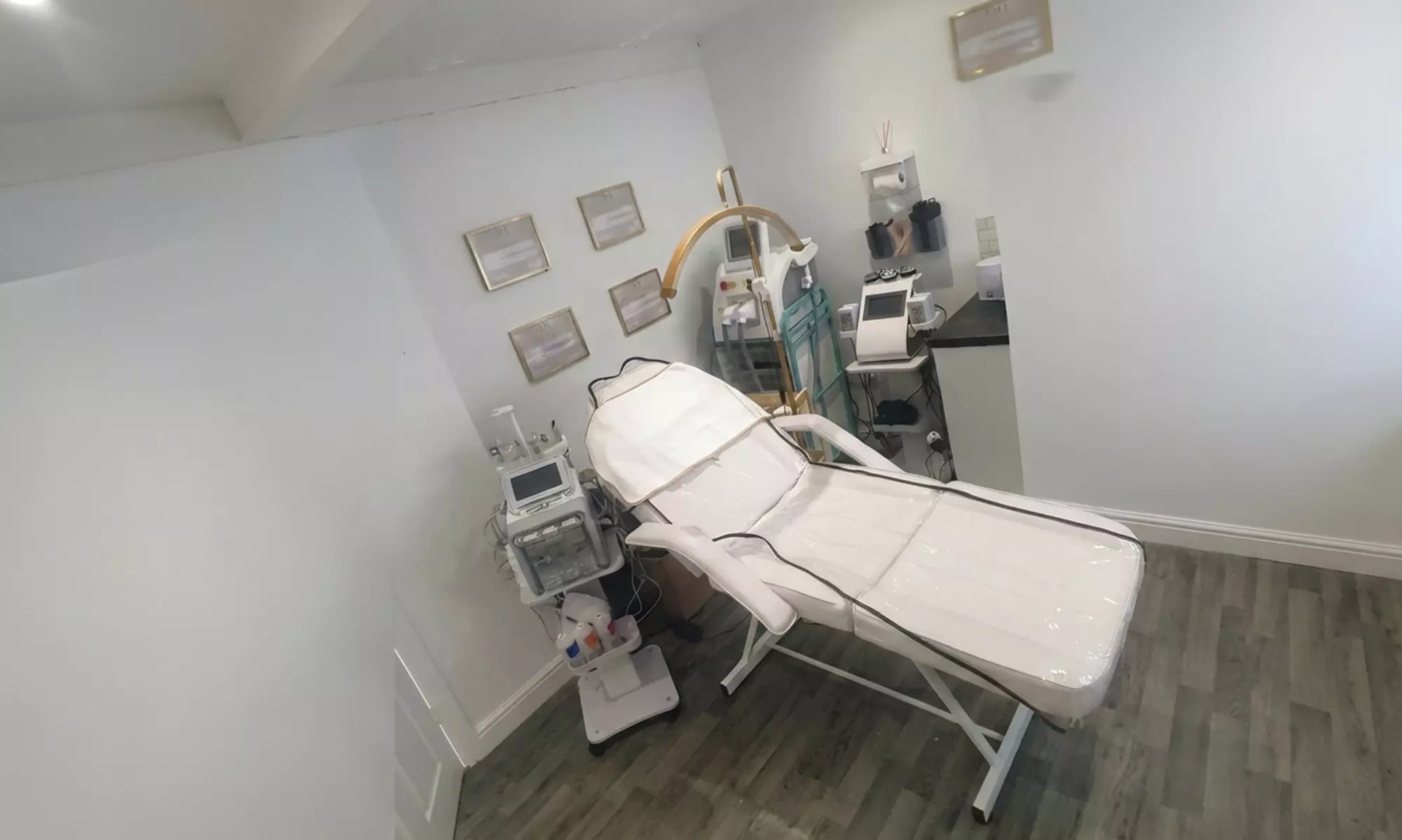 Refresh, Hydrate & Revitalize Your Skin with 1, 3 or 6 Classic Facials