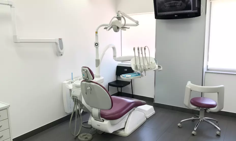 Limpieza bucal con ultrasonidos en Clínica Orgaz Dental