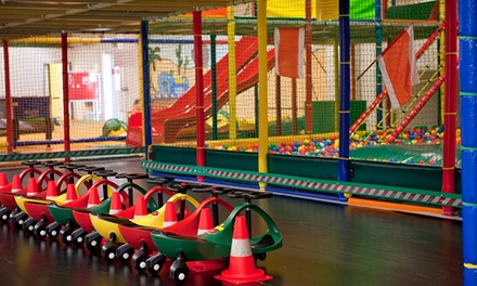 Eintritt für 2 Personen – 1 Erwachsener und 1 Kind (einlösbar von Di.-Fr.) - Mona Spiel Spass Park