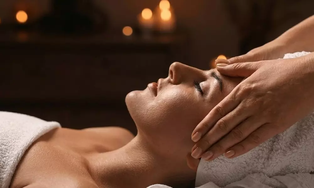 60 Min Swedish/Deep Tissue/Hot Stone Massage &30 Min Customized Facial