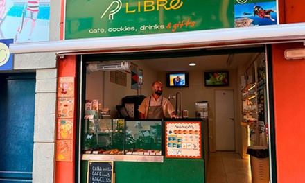 Combo con 2 galletas rellenas, 2 empanadas y 2 bebidas - Libre