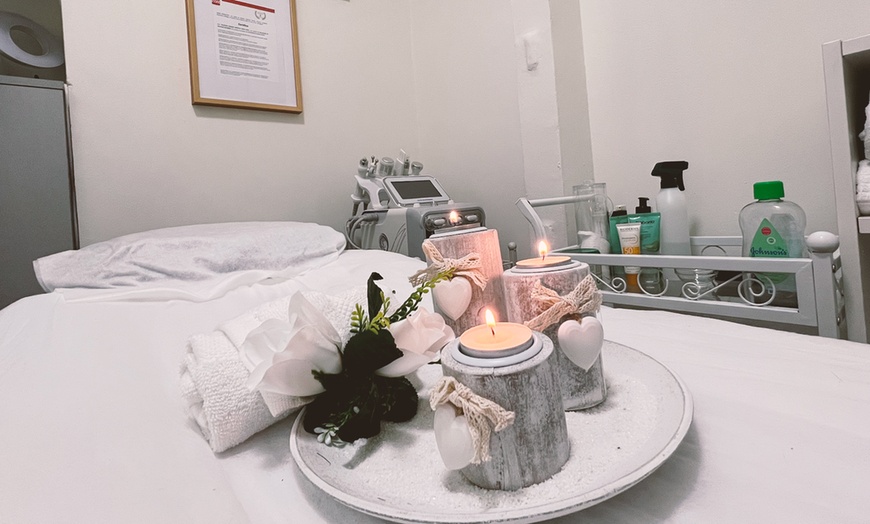 Image 3: Masaje de 45 o 60 minutos con técnica a elegir para 1 persona