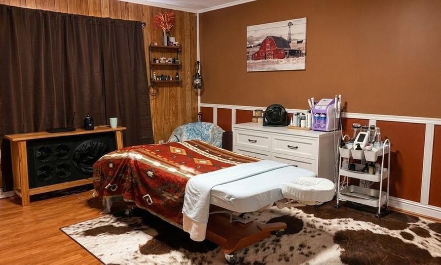Image 4: One, Three, or Five 60-Minute Swedish or Deep Tissue Massage Sessions