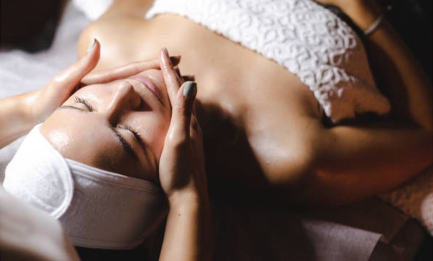 Image 12: Radiofrecuencia facial con bomba de hidratación o velo de colágeno