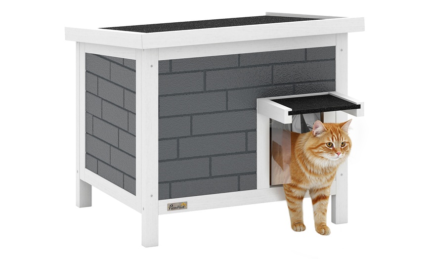 Image 2: Pawhut Insulated Outdoor Cat House 