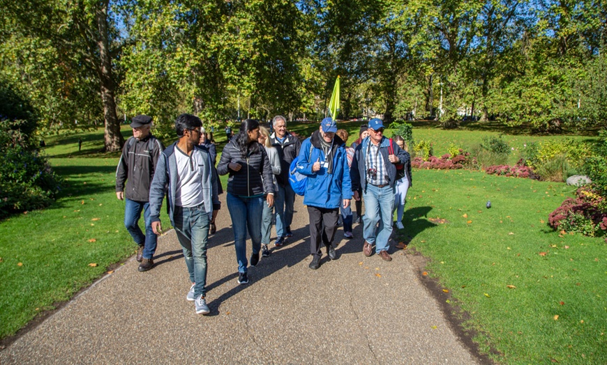 Image 3: Ticket to Royal Walking Tour + Optional Entry to Westminster Abbey