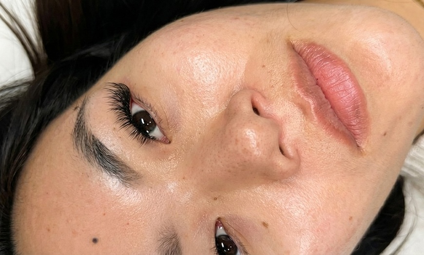 Image 7:  Get Classic Half Set Extensions 90 Pieces or Full Set Lash Extensions