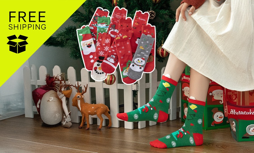 Image 1: 5x Pairs of Christmas Socks