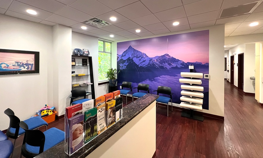 Image 5: 60 or 90-Minute Massage with Laser Therapy or Spinal Decompression