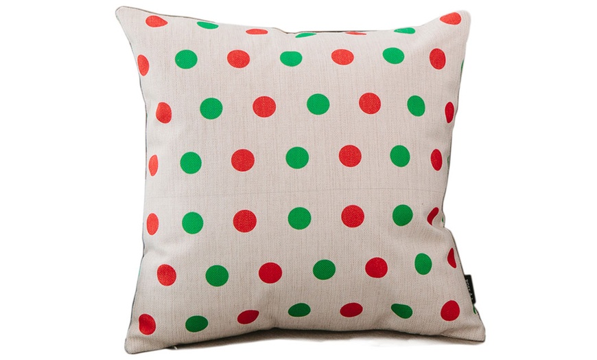 Image 8: Christmas-Themed Cushion Cover