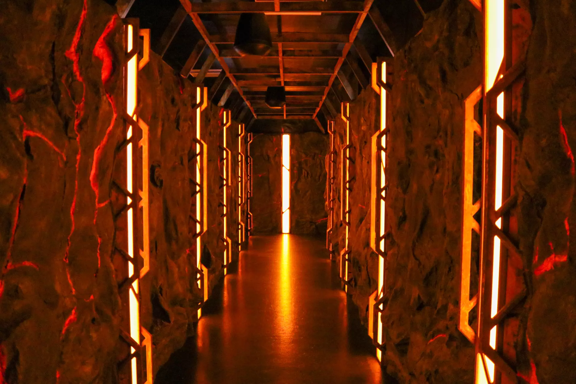 Admission for 1,2 or 4 to an Immersive Art Experience at INTER