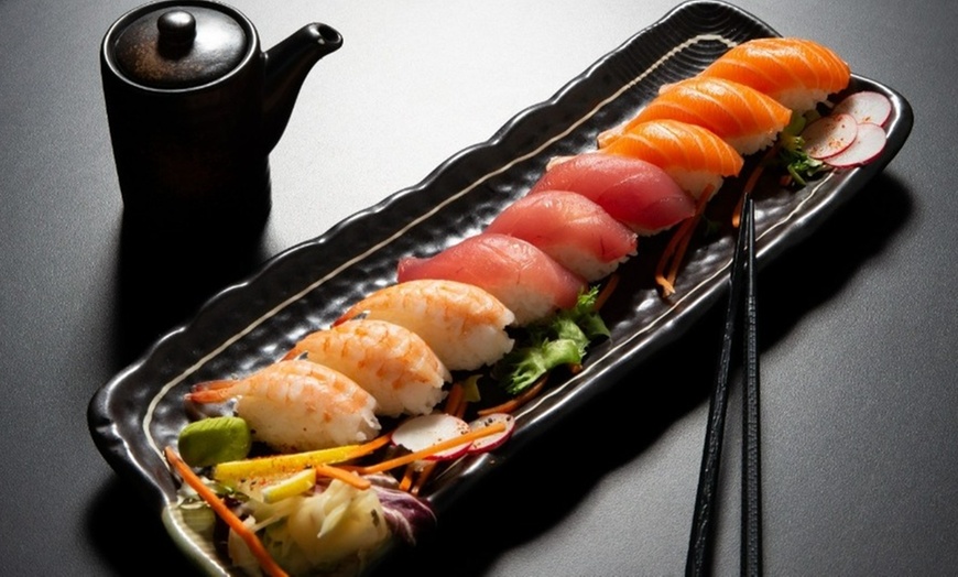 Image 6: Sushi Platter with a Drink each For 2 or 4 People 