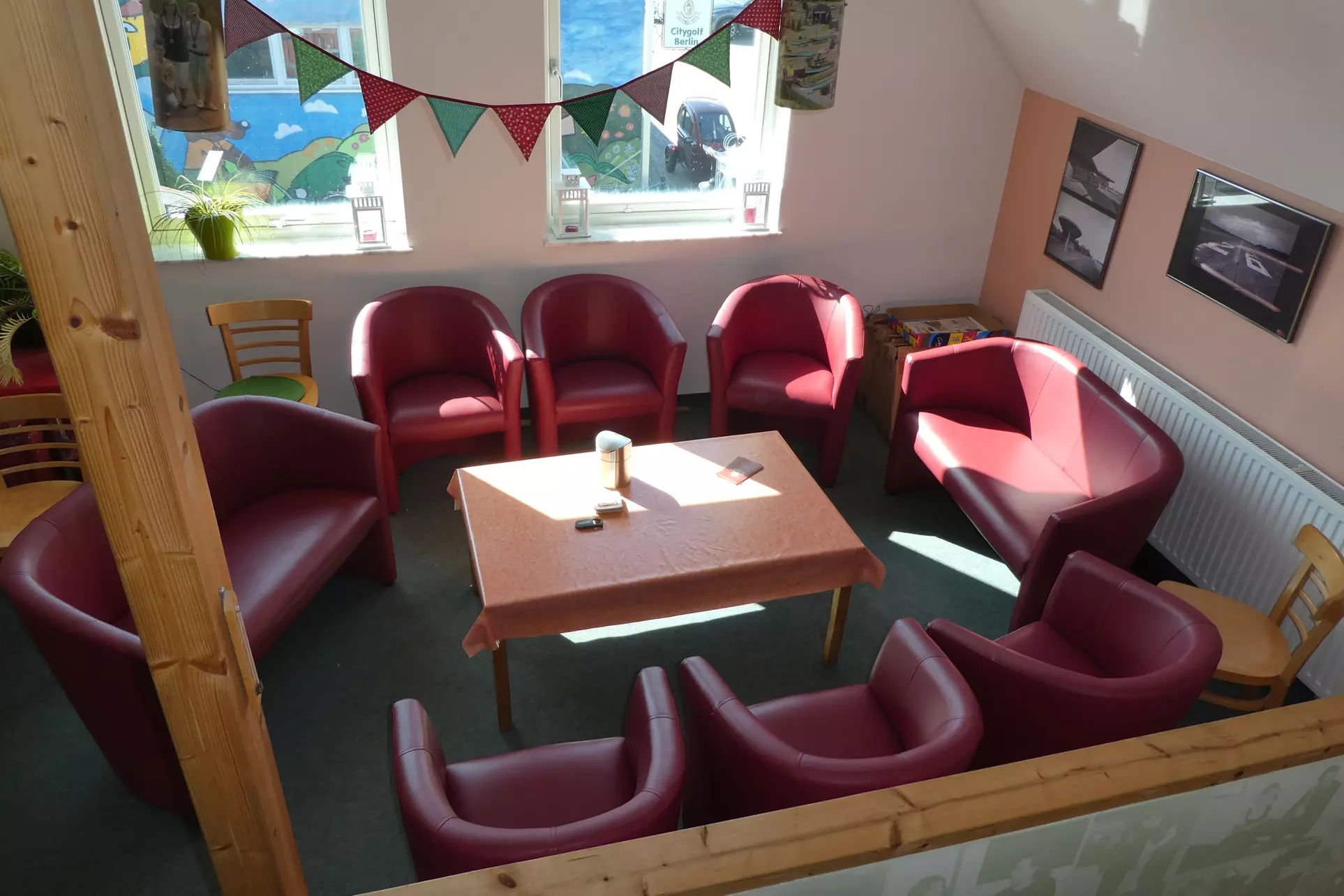 1 - 2 Std. Indoor Mini-Golf für bis zu 12 Personen