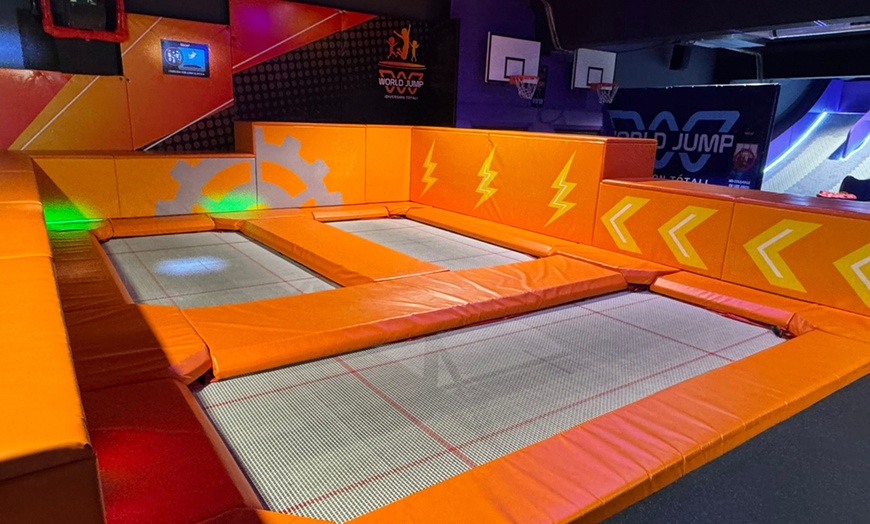 Image 4: 1 hora de saltos en World Jump - Atenea para 1 persona